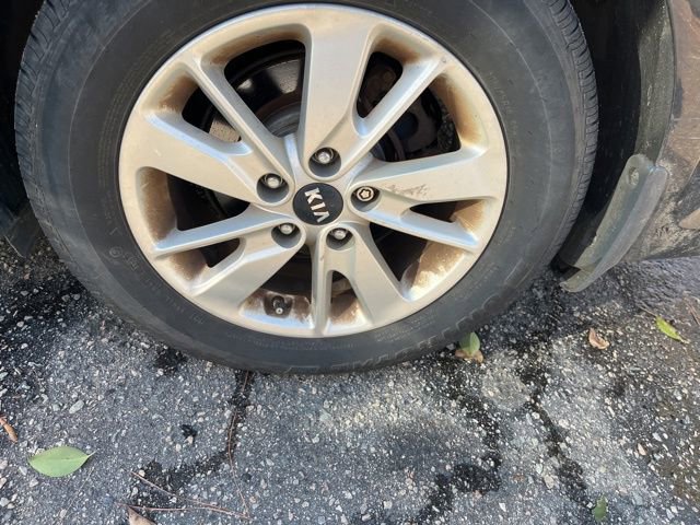 Used 2016 Kia Optima LX image 27