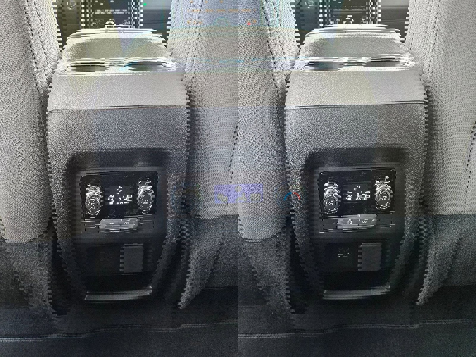 New 2026 GMC Acadia Elevation image 25