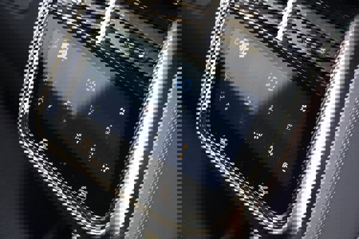 Used 2022 Rivian R1T Adventure image 17