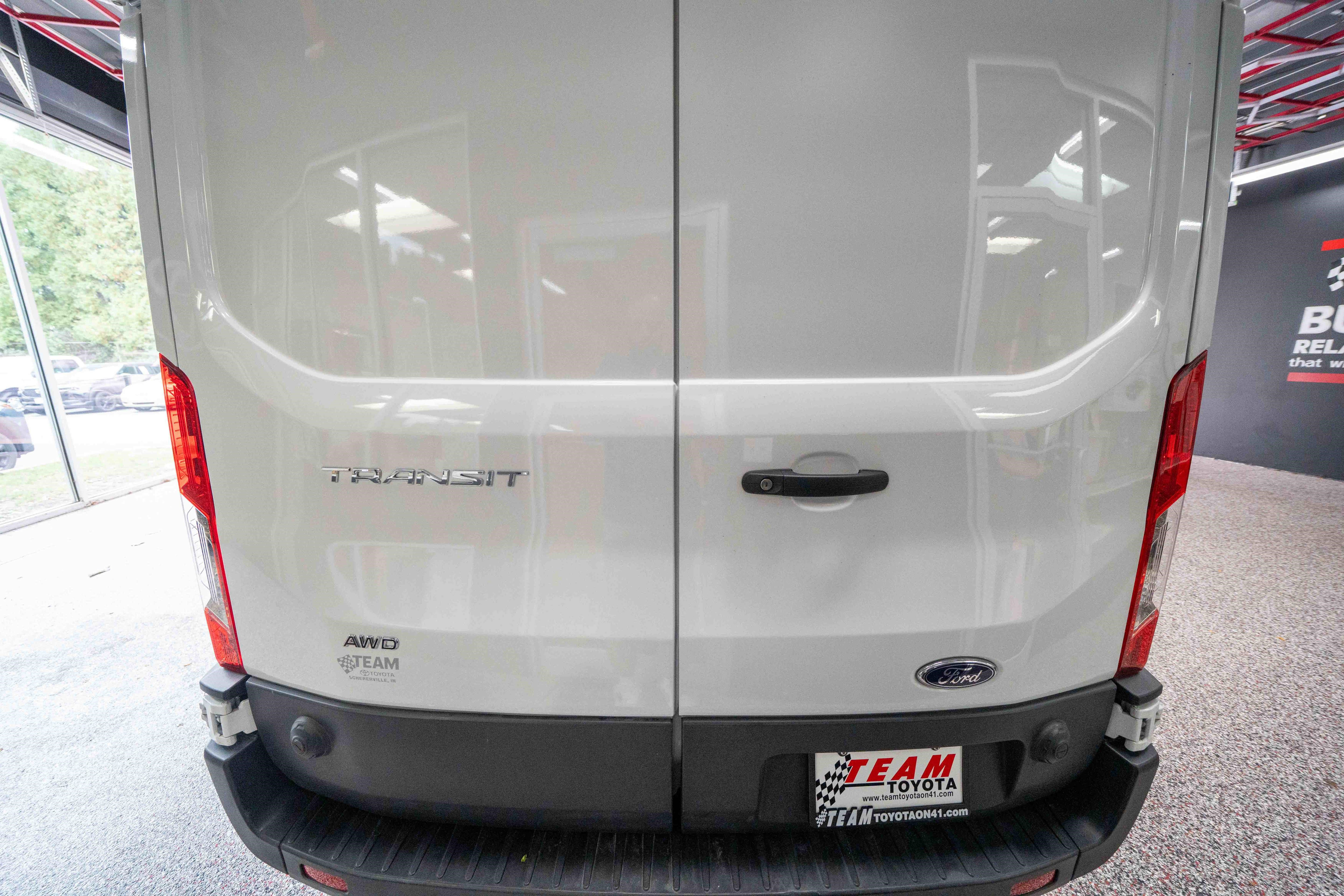 Used 2025 Ford Transit 250 148 High Roof Extended AWD w/ Load Area Protection Package image 3
