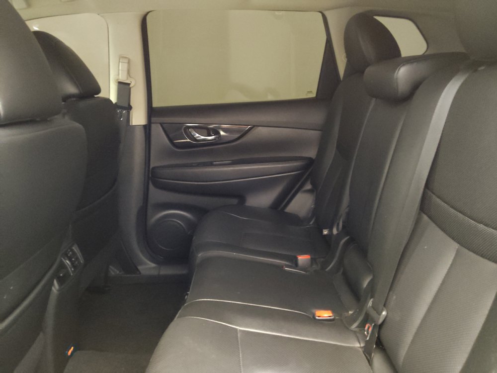 Used 2020 Nissan Rogue SL FWD image 18