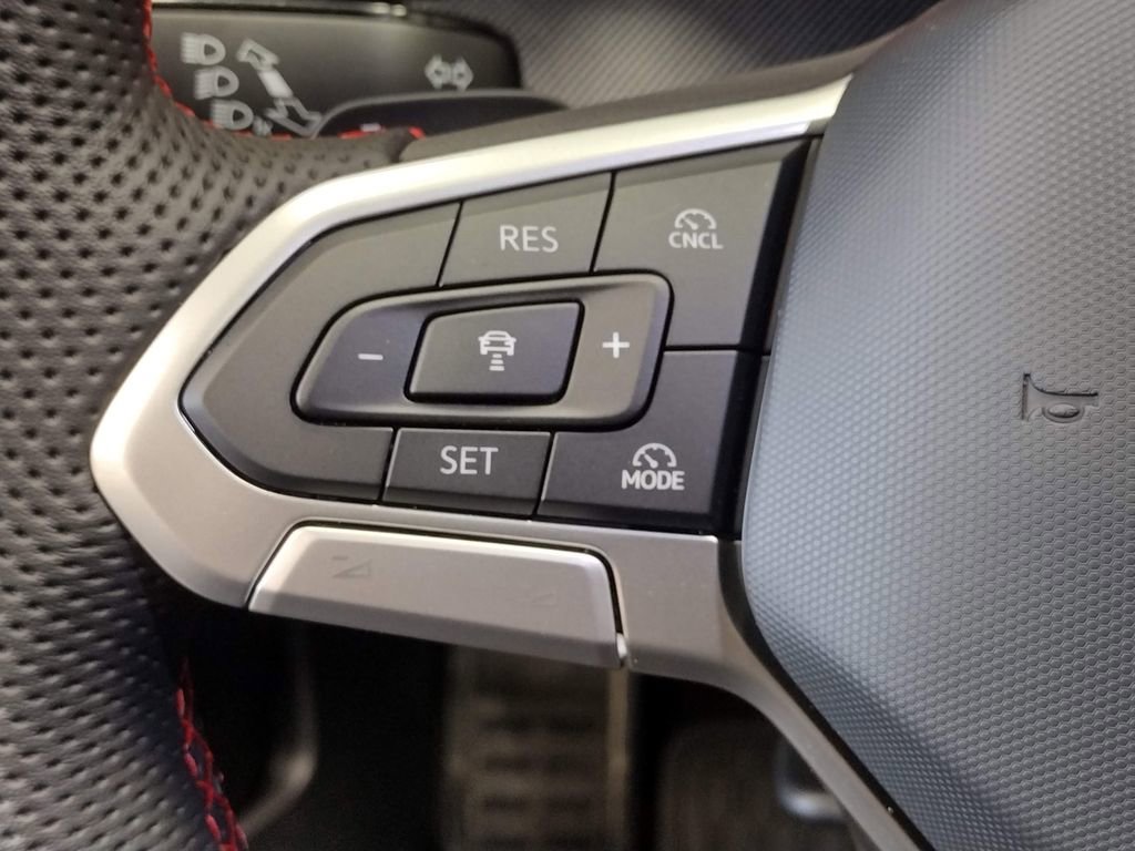 New 2026 Volkswagen GTI SE FWD image 27