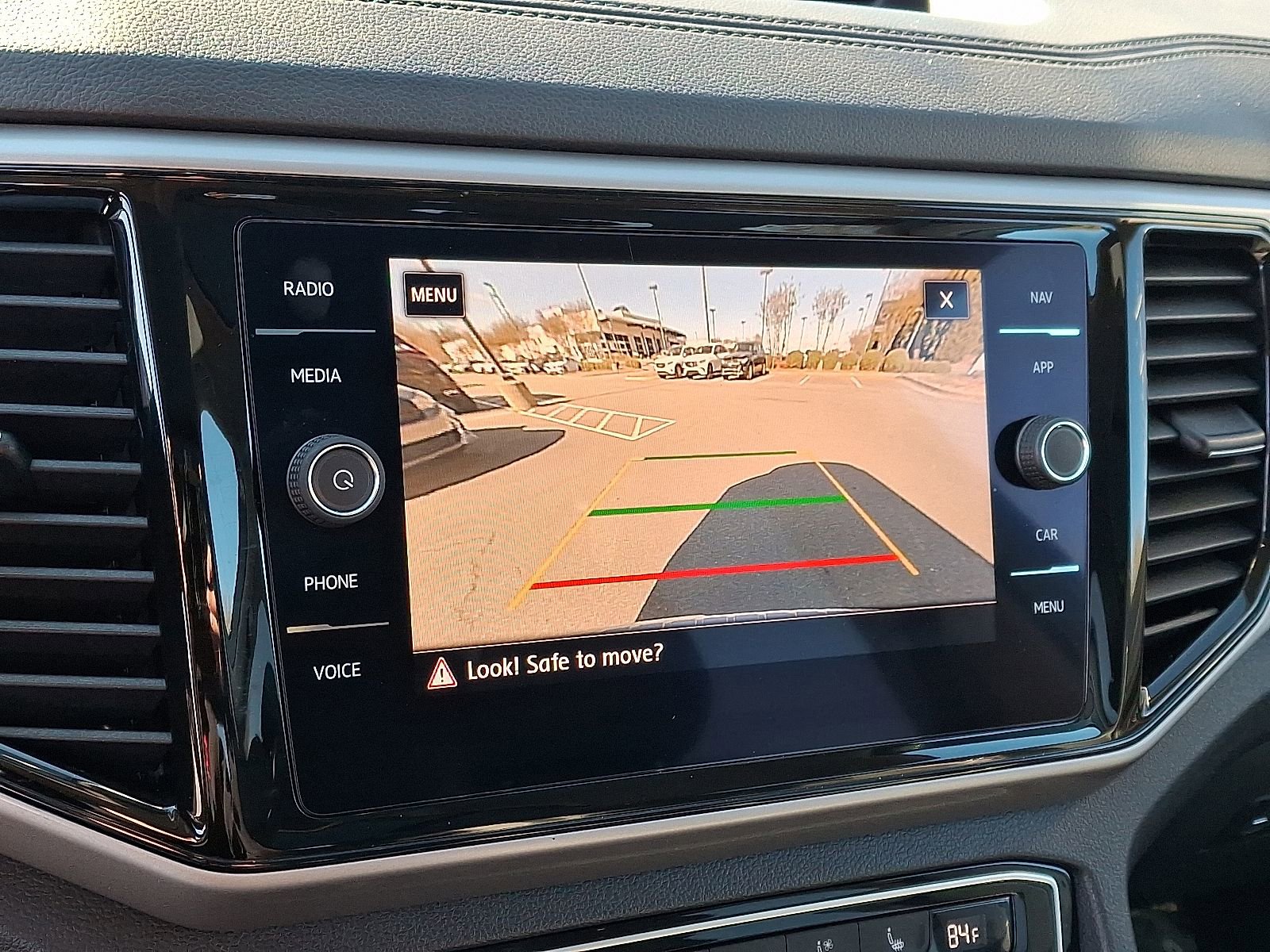 Used 2021 Volkswagen Atlas SEL Premium image 19