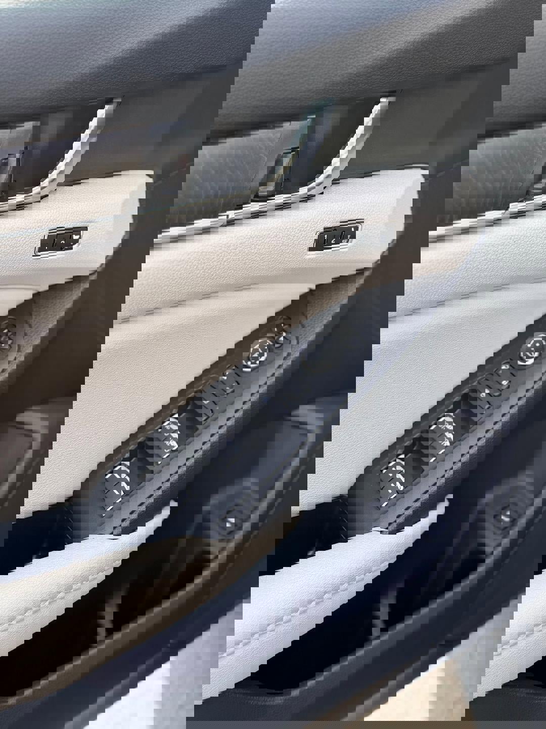 Used 2018 Honda Accord EX-L image 11