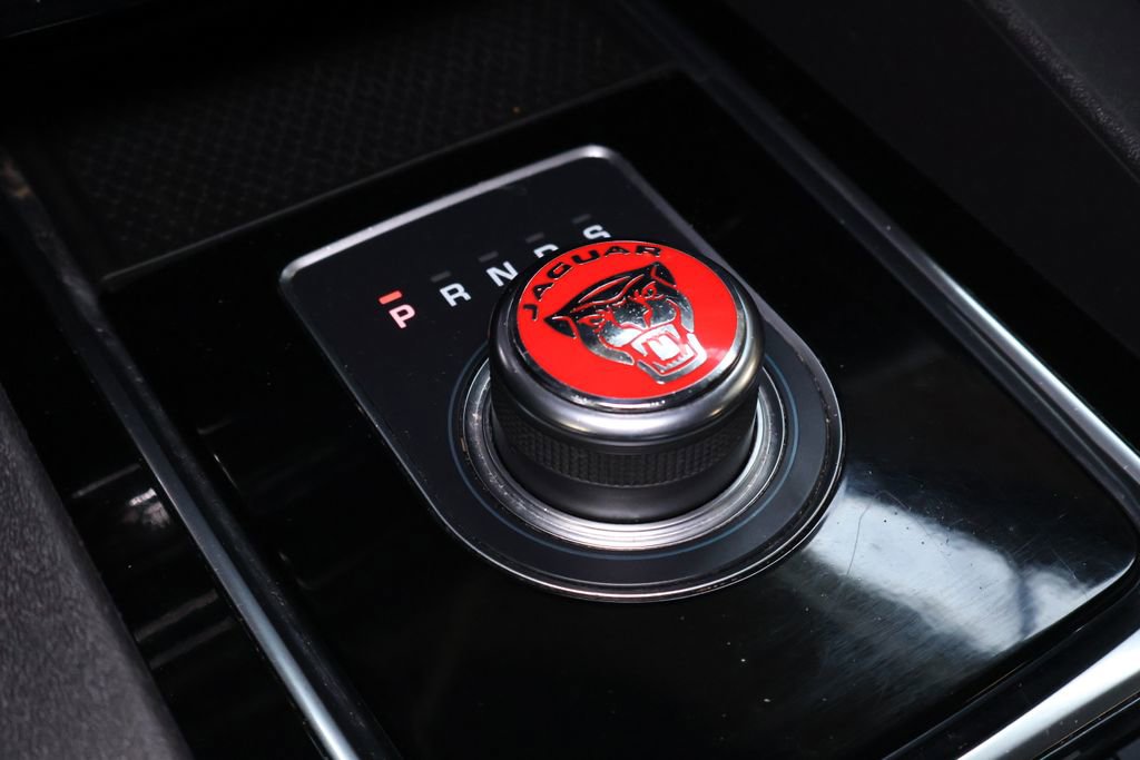 Used 2020 Jaguar F-PACE Premium AWD/4WD image 36