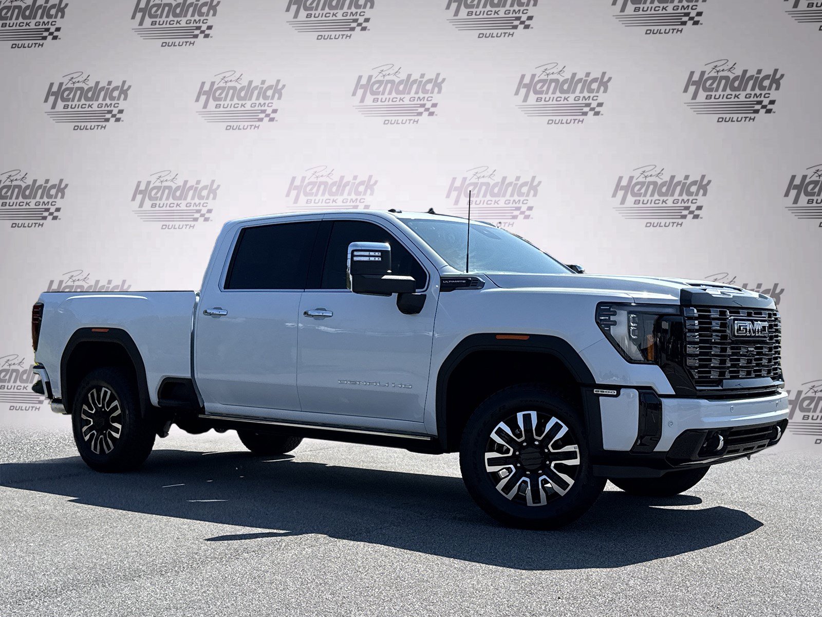 New 2026 GMC Sierra 2500 Denali Ultimate AWD/4WD image 2