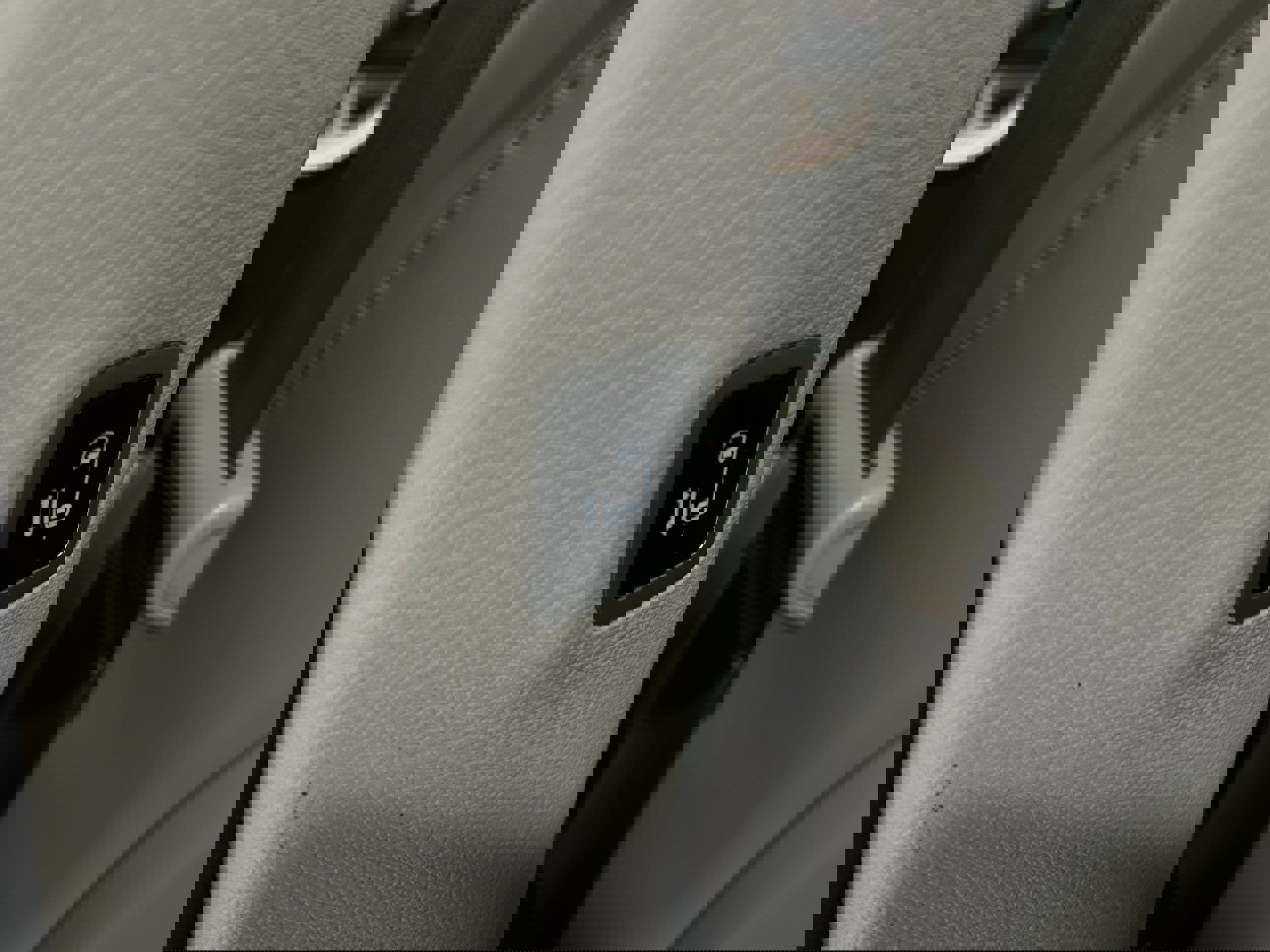 Used 2020 Chrysler Pacifica Limited image 30