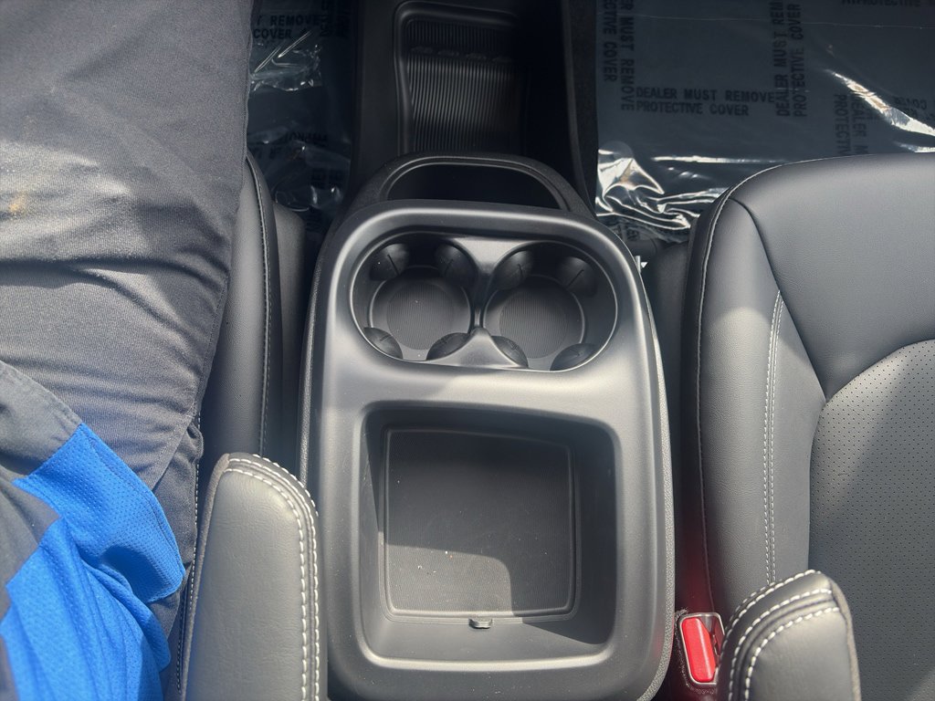 New 2026 Chrysler Pacifica Select w/ S Appearance Package image 10