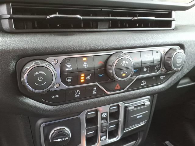 New 2025 Jeep Gladiator Sport AWD/4WD image 17