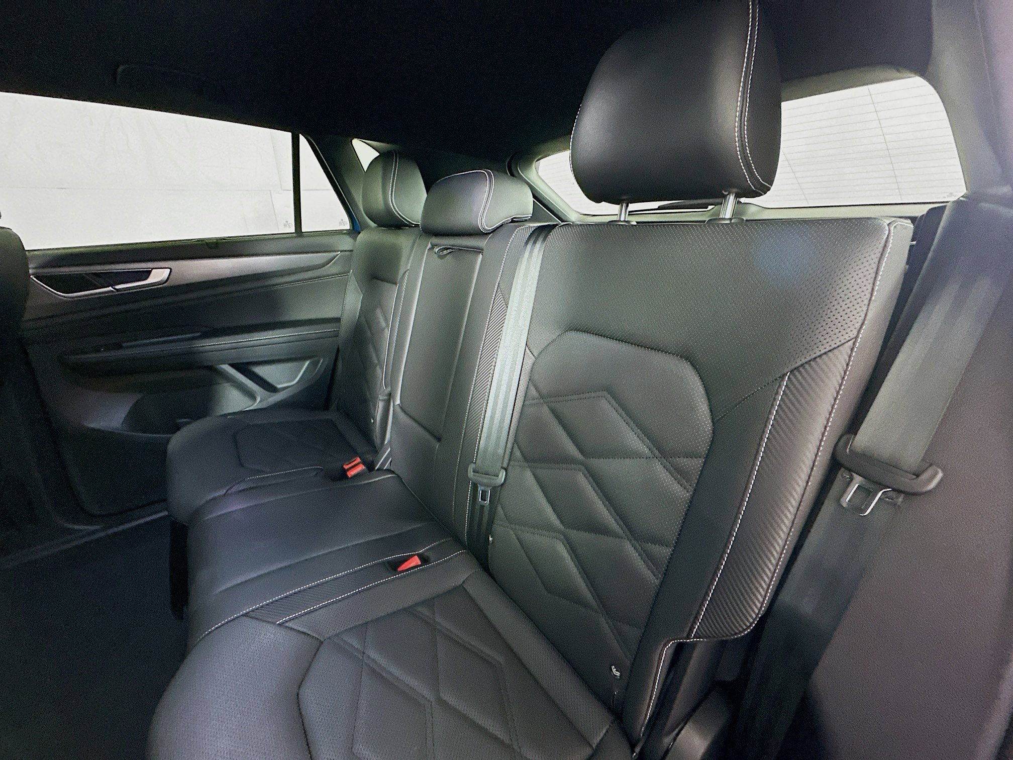 New 2025 Volkswagen Atlas Cross Sport SE image 22