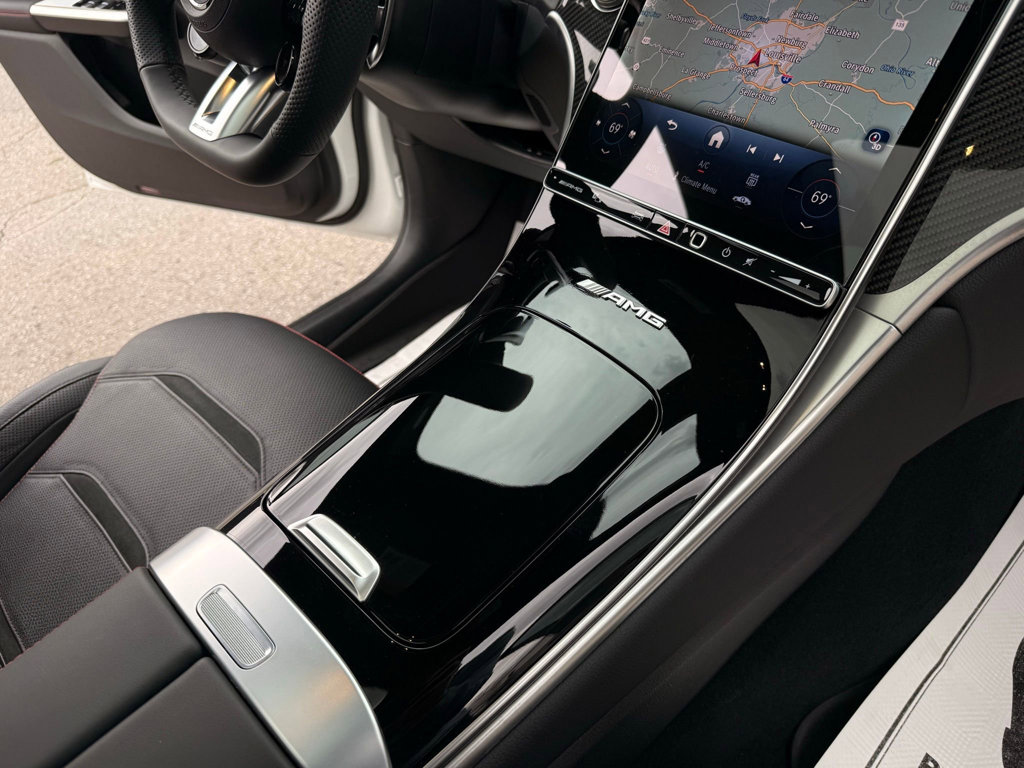 Used 2026 Mercedes-Benz GLC 43 AMG 4MATIC image 29