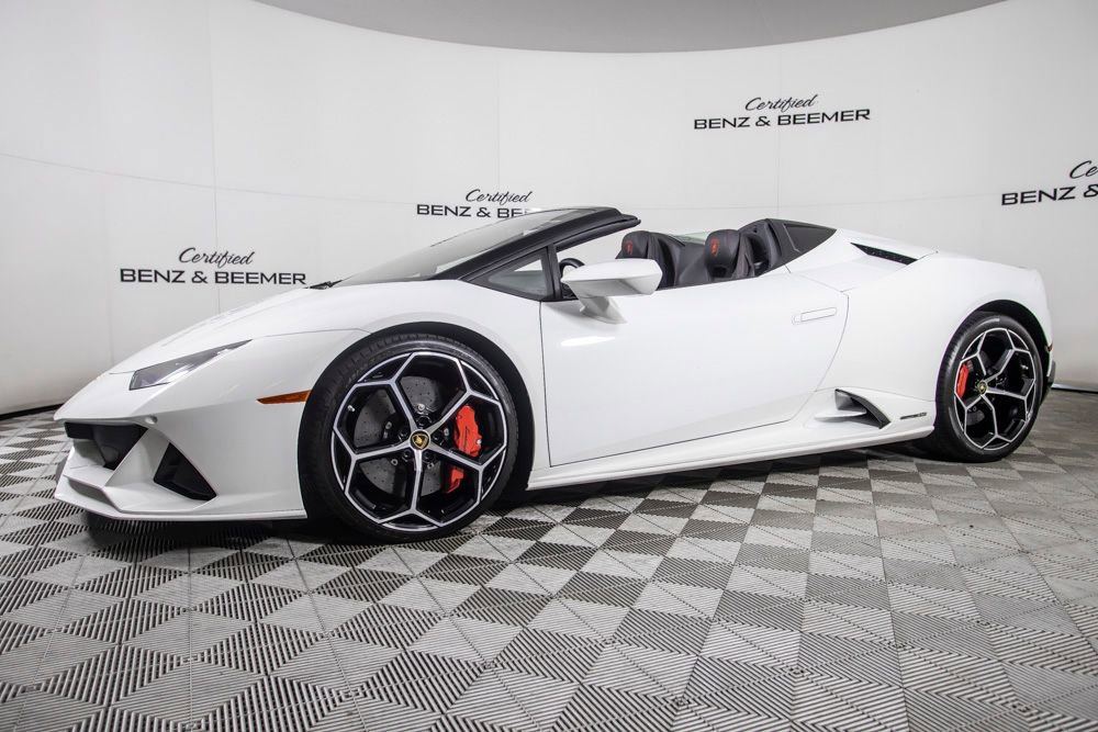 Used 2020 Lamborghini Huracan EVO image 13
