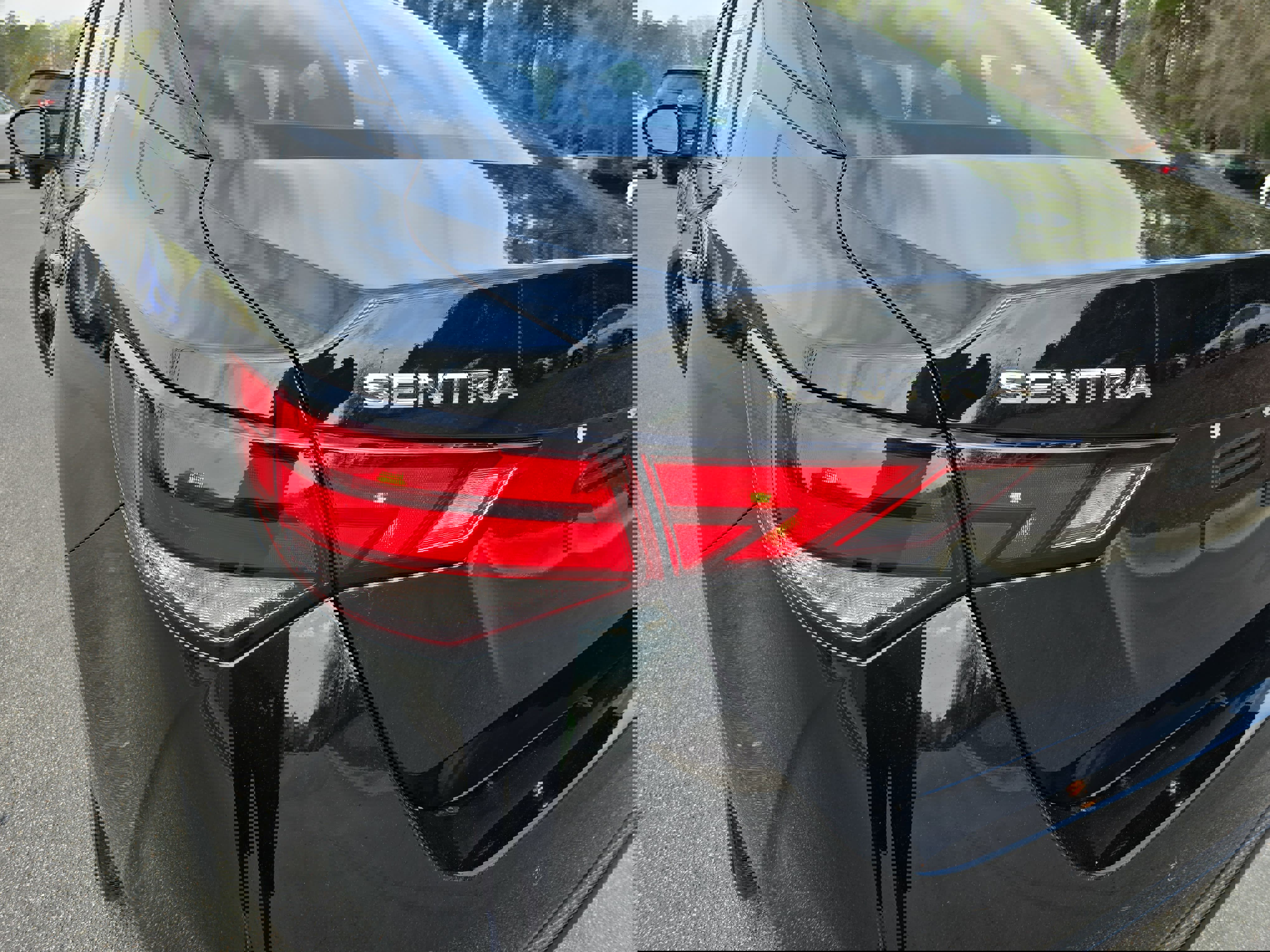 Used 2025 Nissan Sentra SV image 35