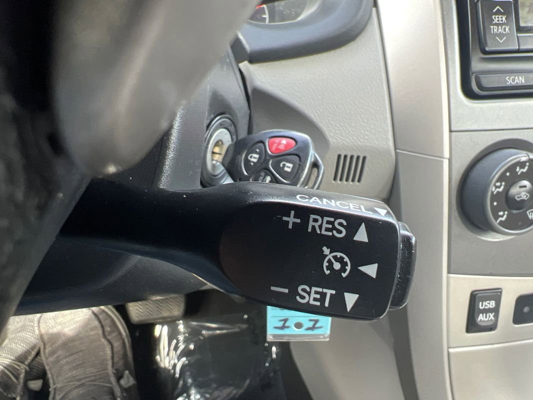 Used 2012 Toyota Corolla LE image 18