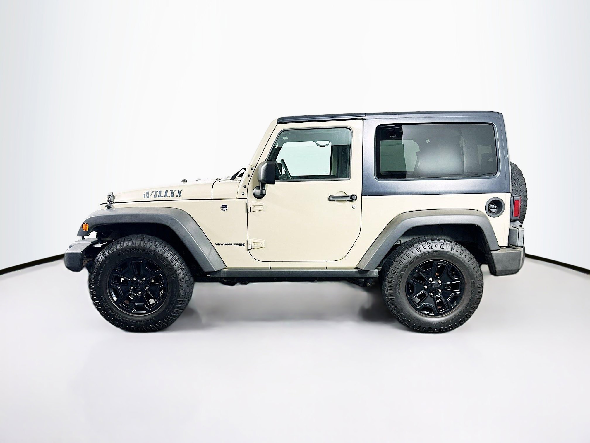 Used 2018 Jeep Wrangler Sport AWD/4WD image 4