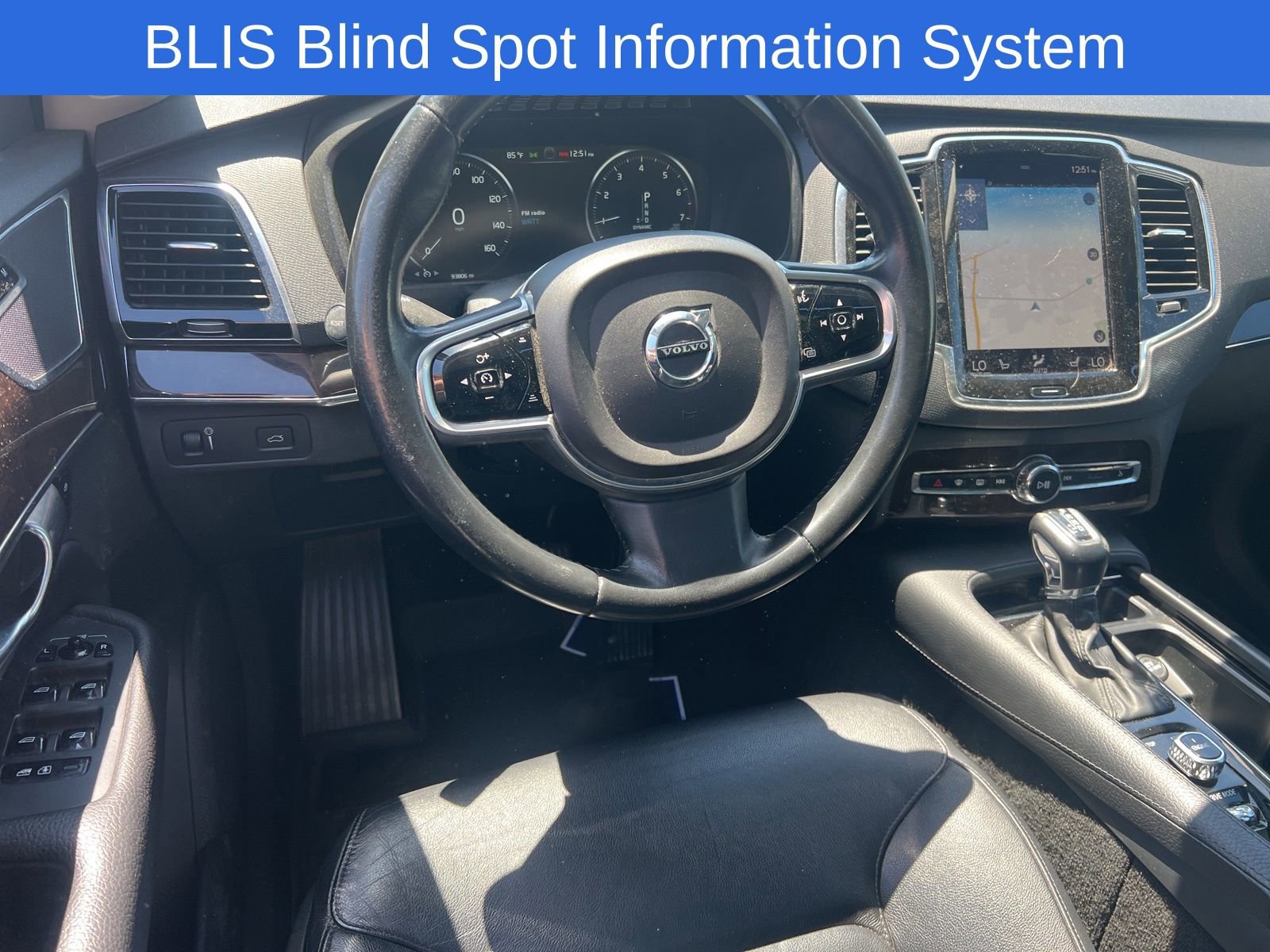 Used 2017 Volvo XC90 T5 Momentum w/ Vision Package image 16