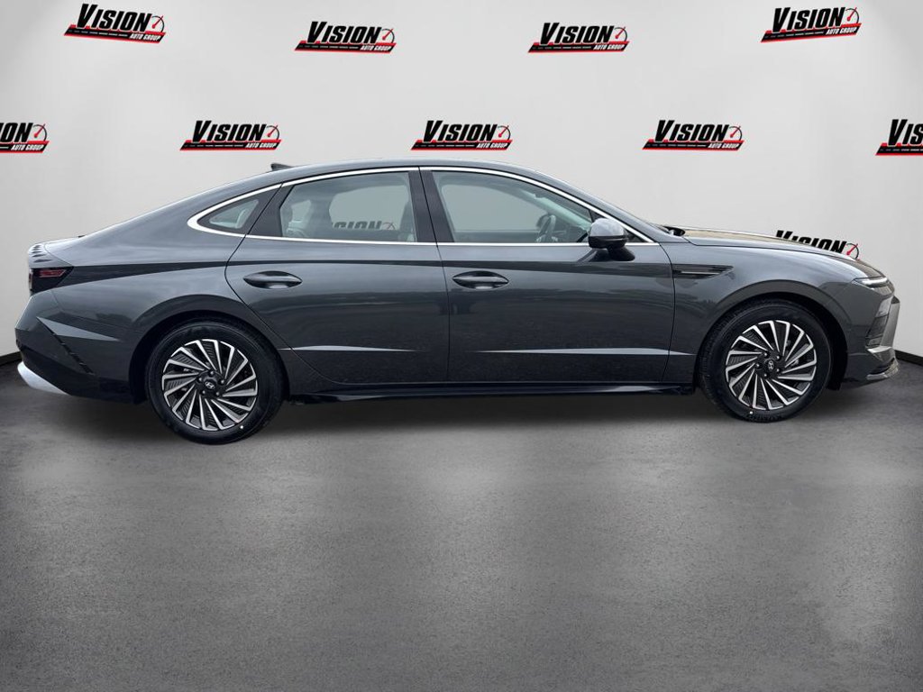 New 2026 Hyundai Sonata Limited FWD image 6