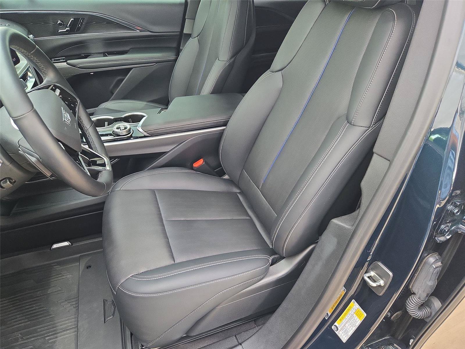 Certified 2024 Cadillac Lyriq Luxury w/ LPO, Floor Liner Package RWD image 11