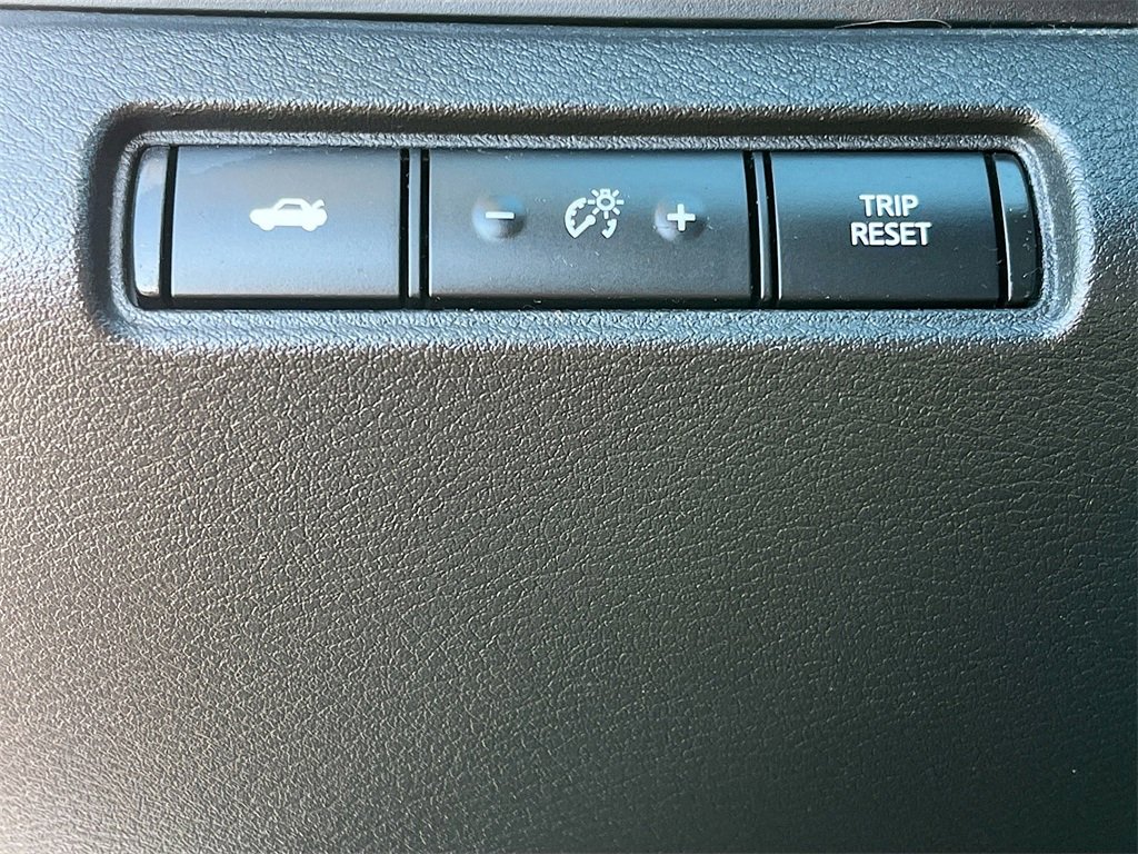 Used 2024 Nissan Altima 2.5 SR image 10