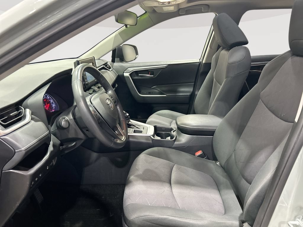Used 2020 Toyota RAV4 XLE w/ Convenience Package AWD/4WD image 23