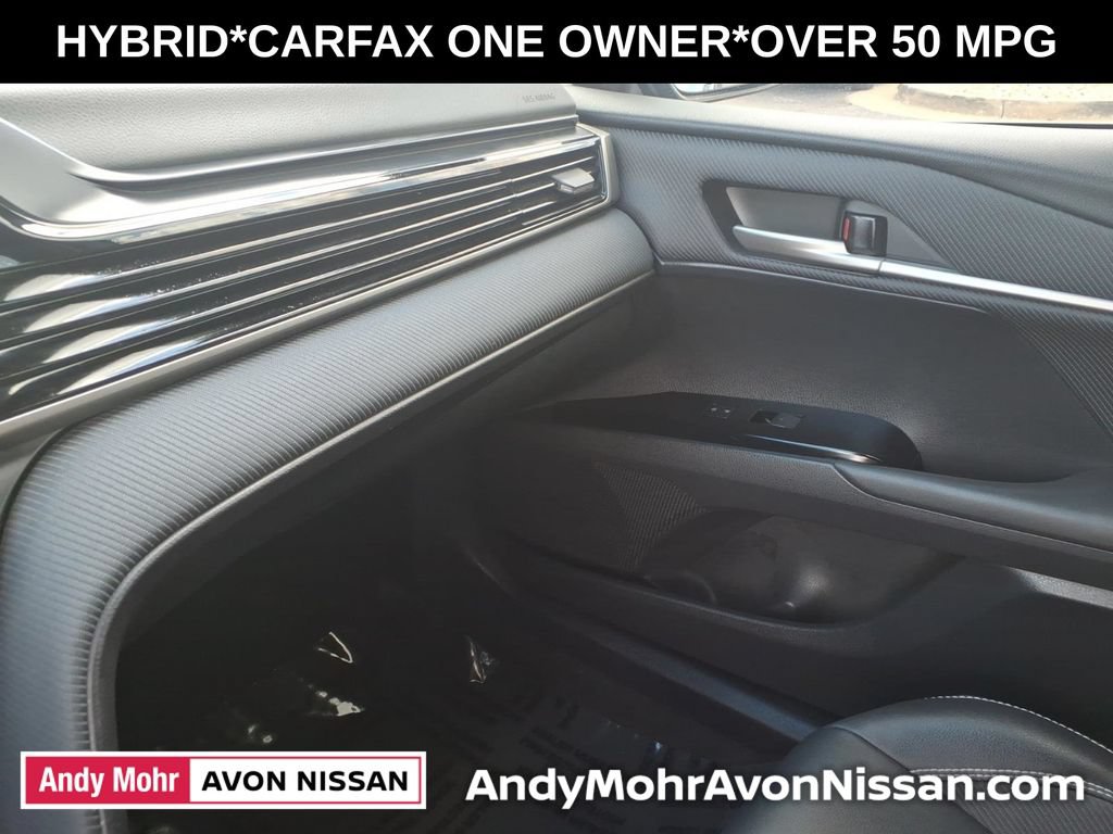 Used 2025 Toyota Camry SE FWD image 32