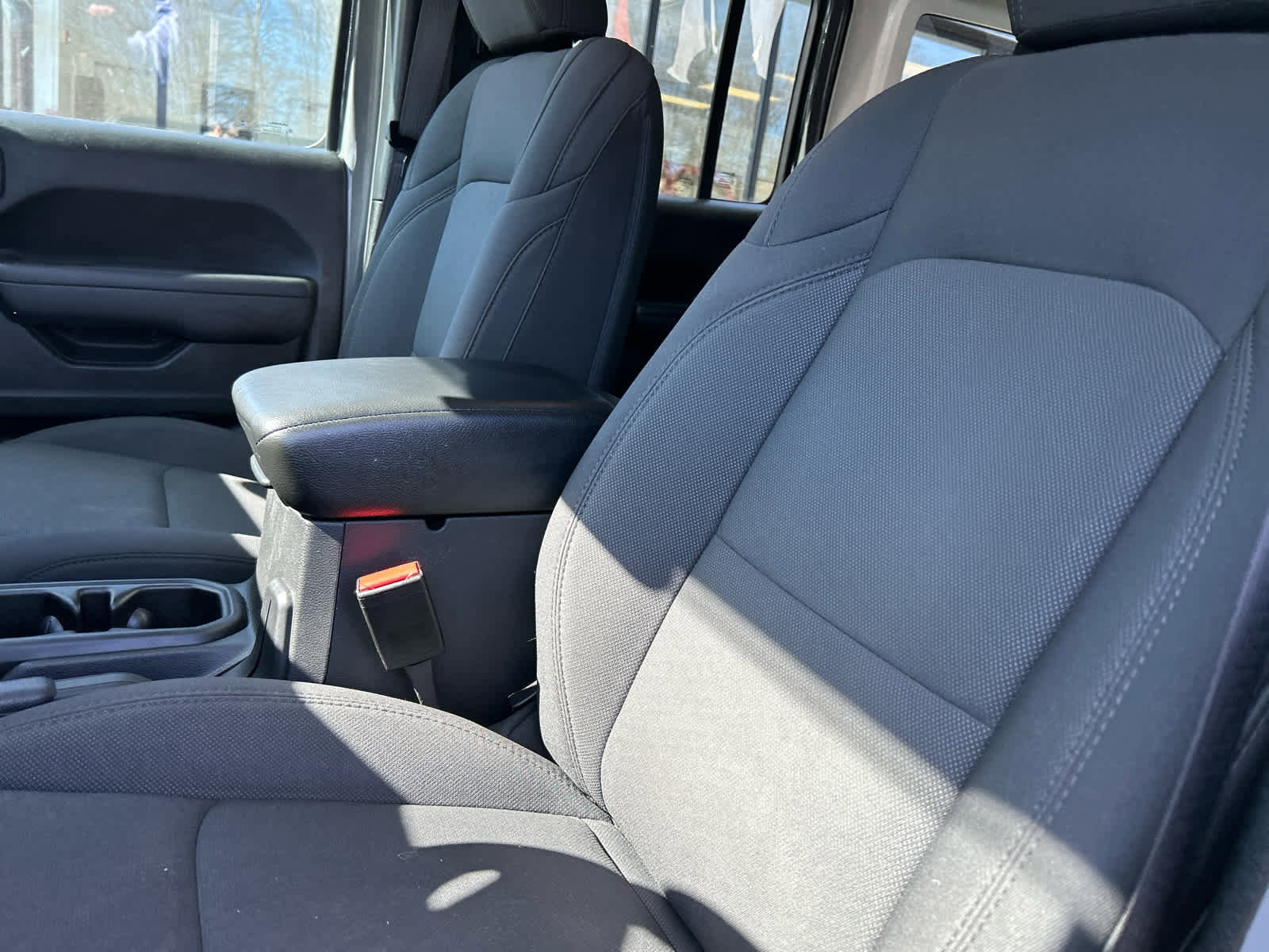 Used 2023 Jeep Wrangler Unlimited w/ Cold Weather Group image 20