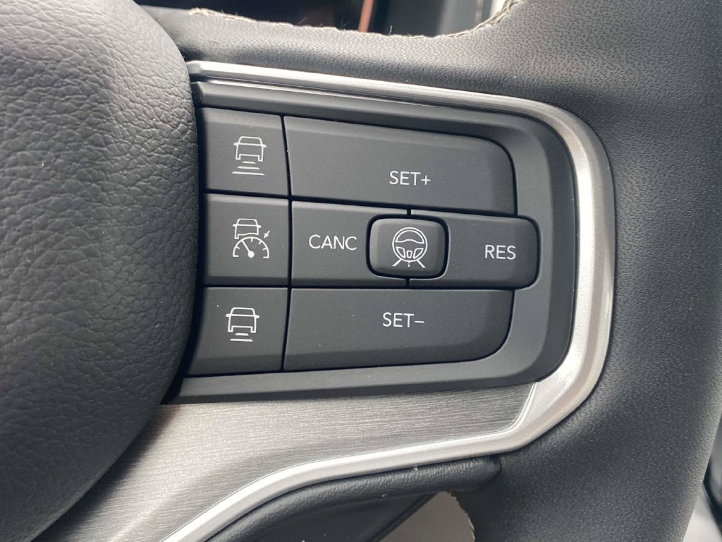 New 2026 Jeep Grand Wagoneer Limited AWD/4WD image 27