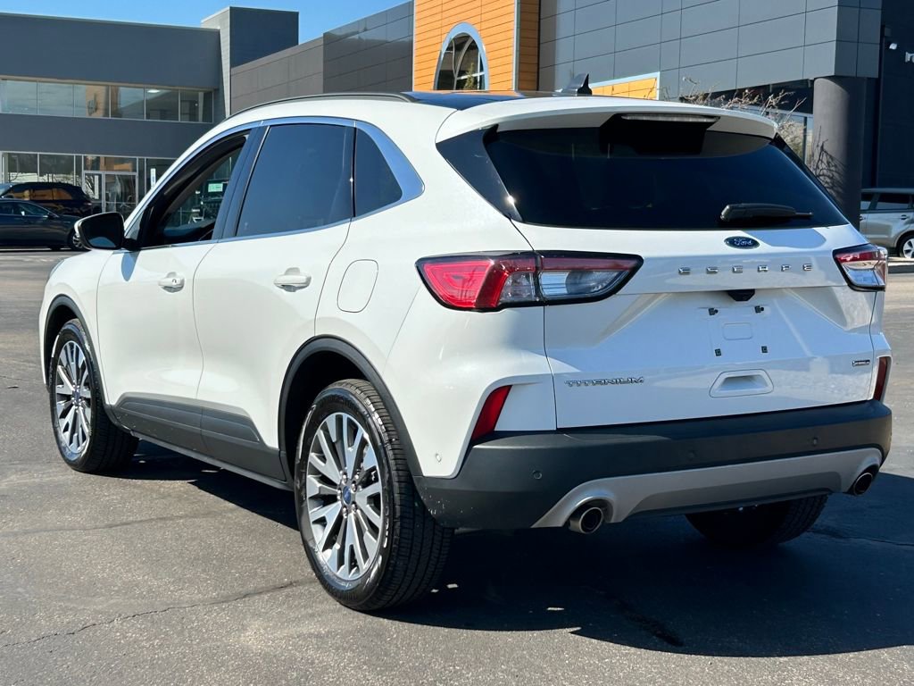 Used 2020 Ford Escape Titanium w/ Titanium Premium Package 2.0 image 5