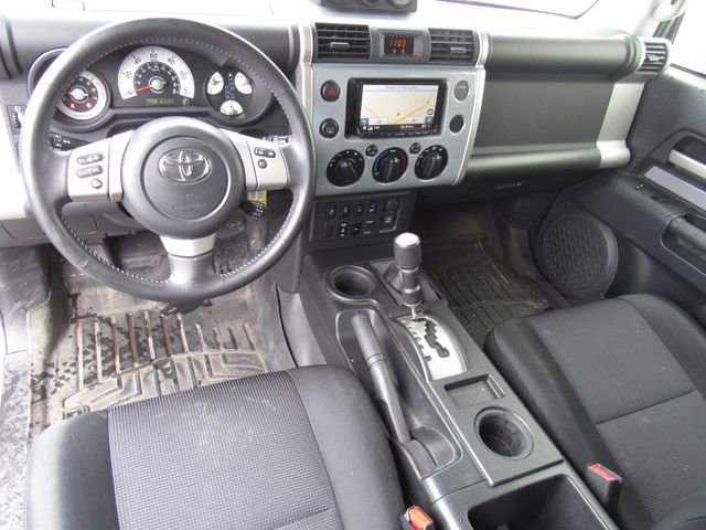 Used 2014 Toyota FJ Cruiser 4WD w/ Upgrade Package image 25