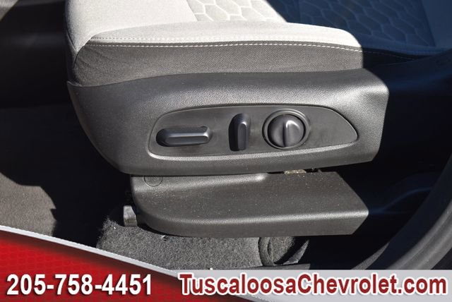 Used 2020 Chevrolet Equinox LS w/ LS Convenience Package image 19