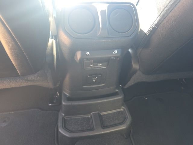 Used 2022 Jeep Wrangler Unlimited Sahara image 31