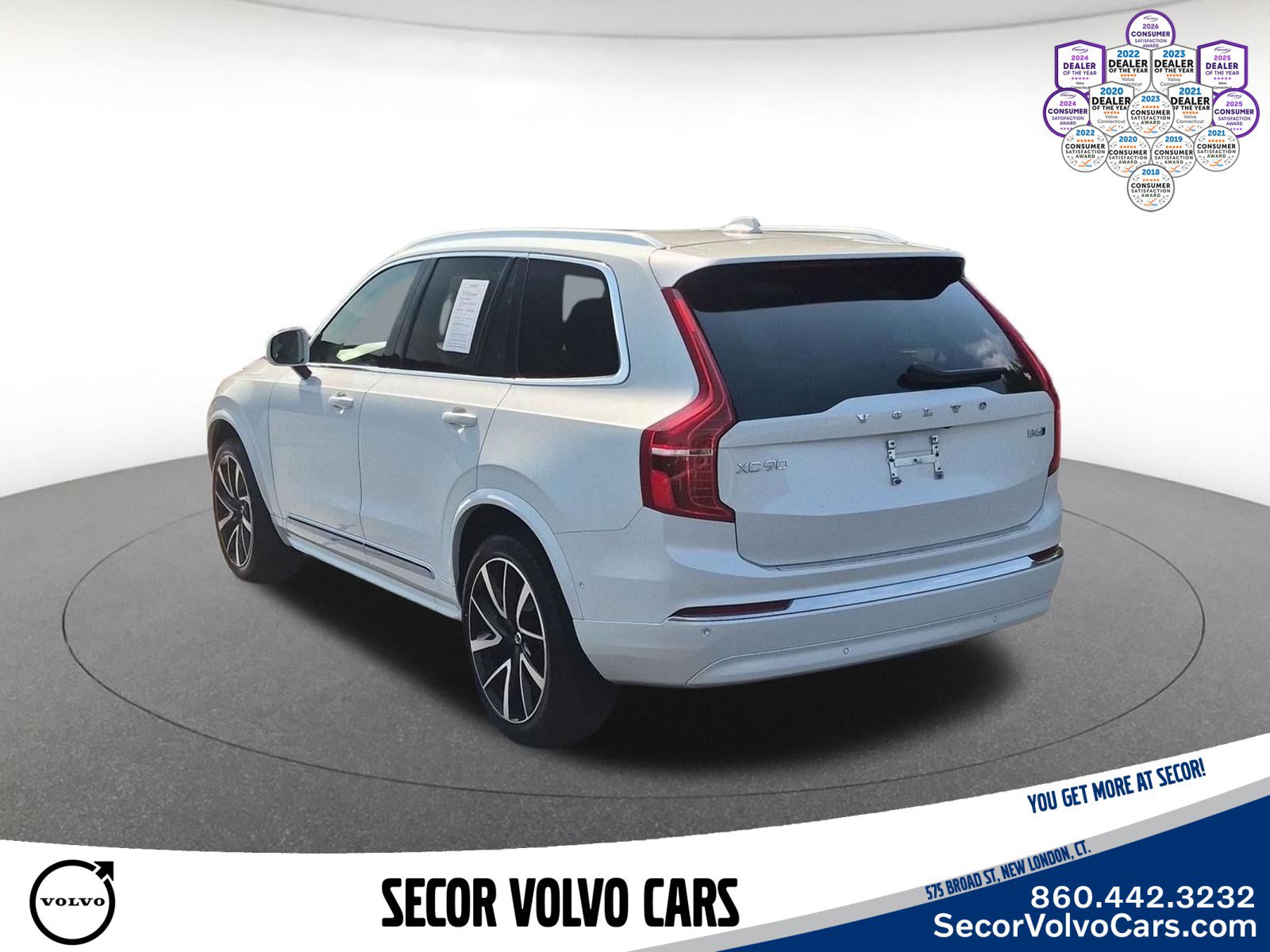 Used 2024 Volvo XC90 B6 Plus w/ Protection Package Premier AWD/4WD image 9