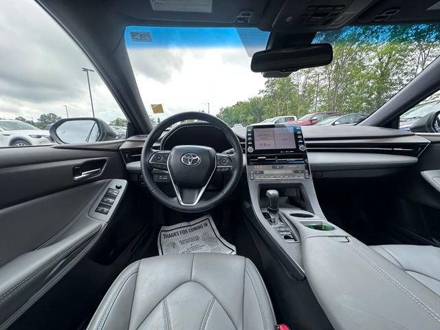 Used 2019 Toyota Avalon XLE w/ Moonroof Package FWD image 16