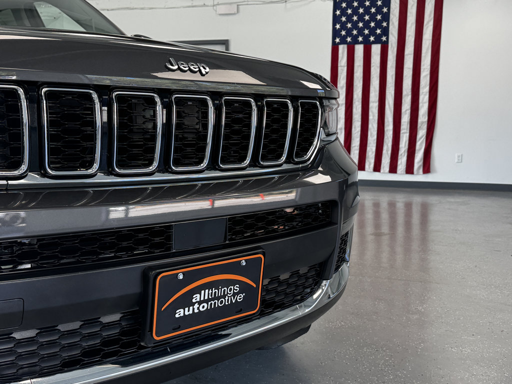 Used 2021 Jeep Grand Cherokee L Limited AWD/4WD image 10