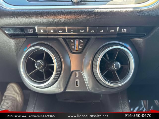 Used 2021 Chevrolet Blazer L FWD image 22