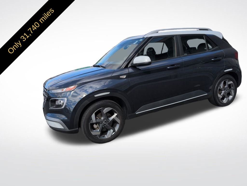 Certified 2023 Hyundai Venue Limited image 2