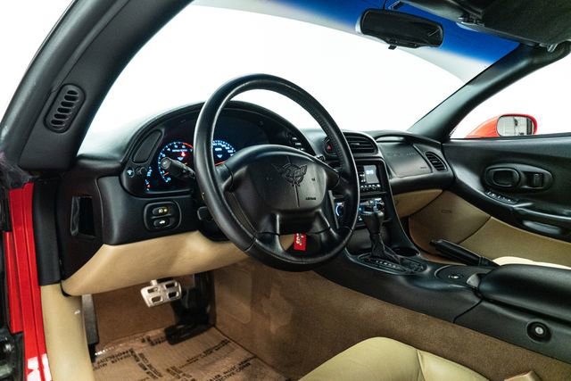 Used 1999 Chevrolet Corvette Coupe w/ Performance Handling Pkg image 22