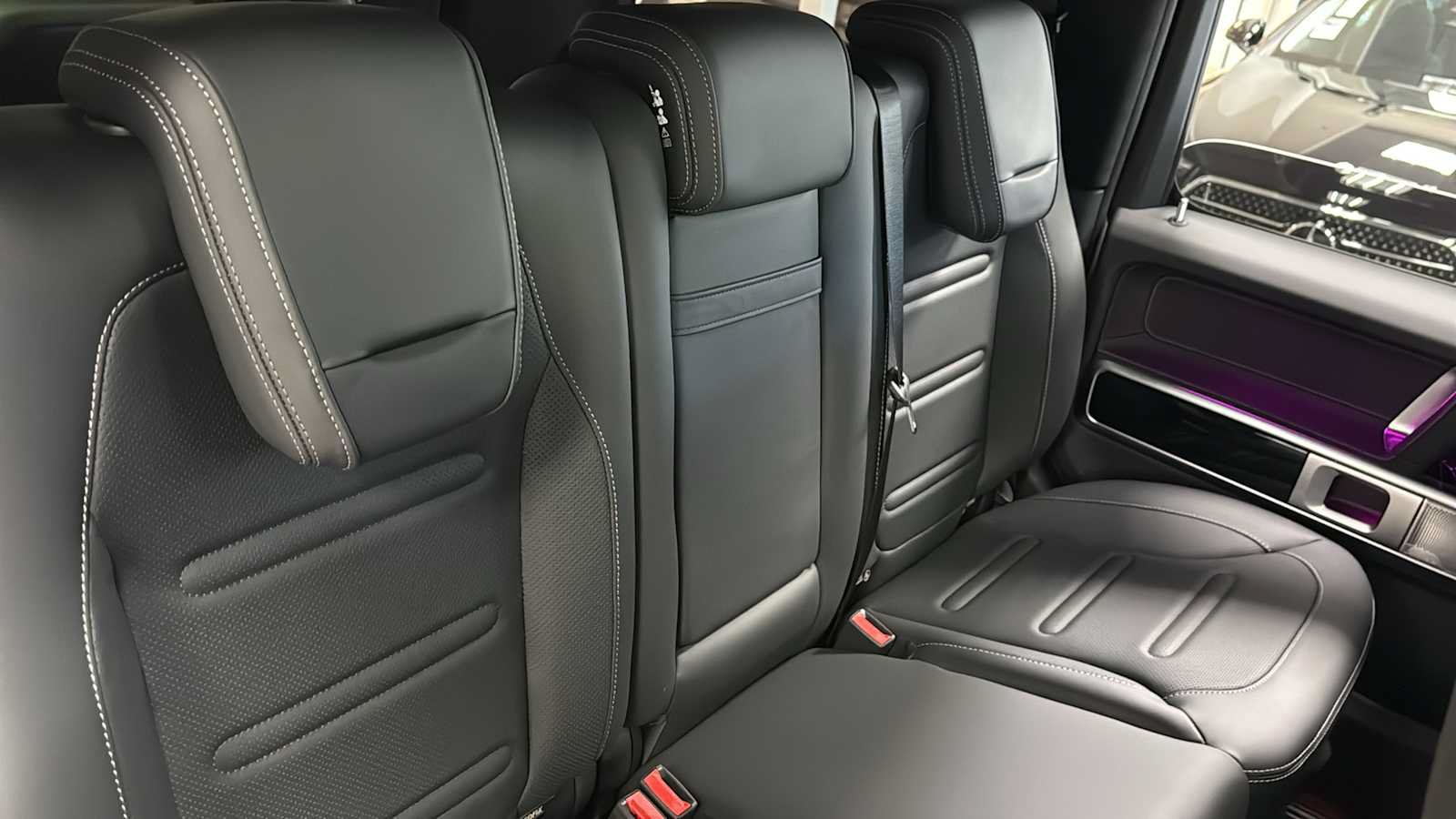 New 2026 Mercedes-Benz G 550 image 32