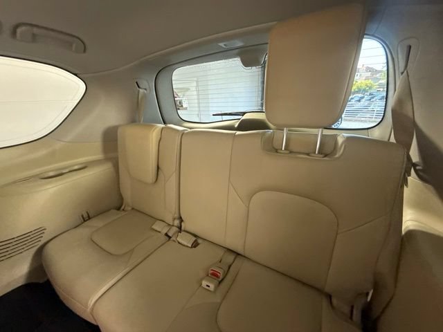 Used 2020 INFINITI QX80 Luxe w/ Sensory Package RWD image 17