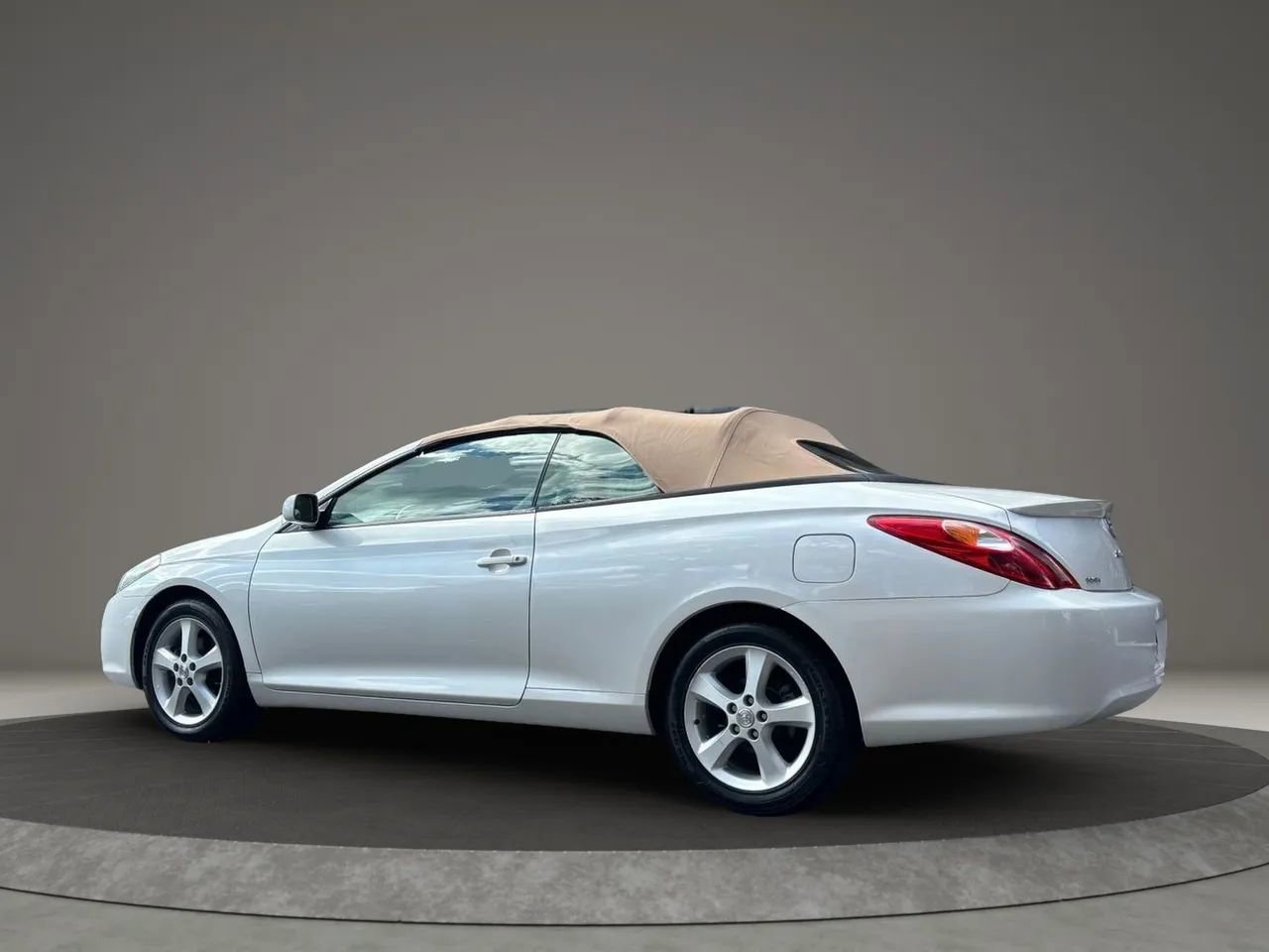 Used 2006 Toyota Solara SLE image 7