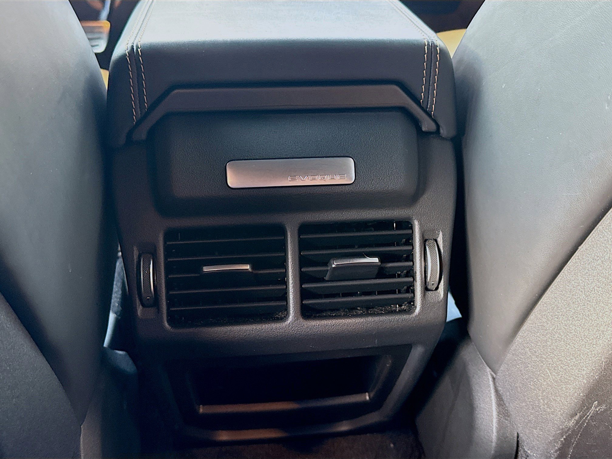 Used 2018 Land Rover Range Rover Evoque HSE Dynamic image 21