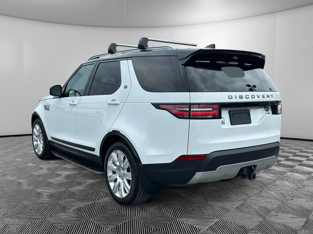 Used 2020 Land Rover Discovery HSE AWD/4WD image 2