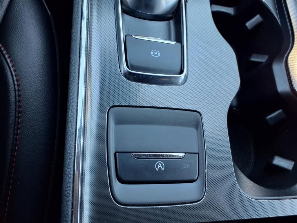 Used 2024 Ford Edge ST-Line image 21