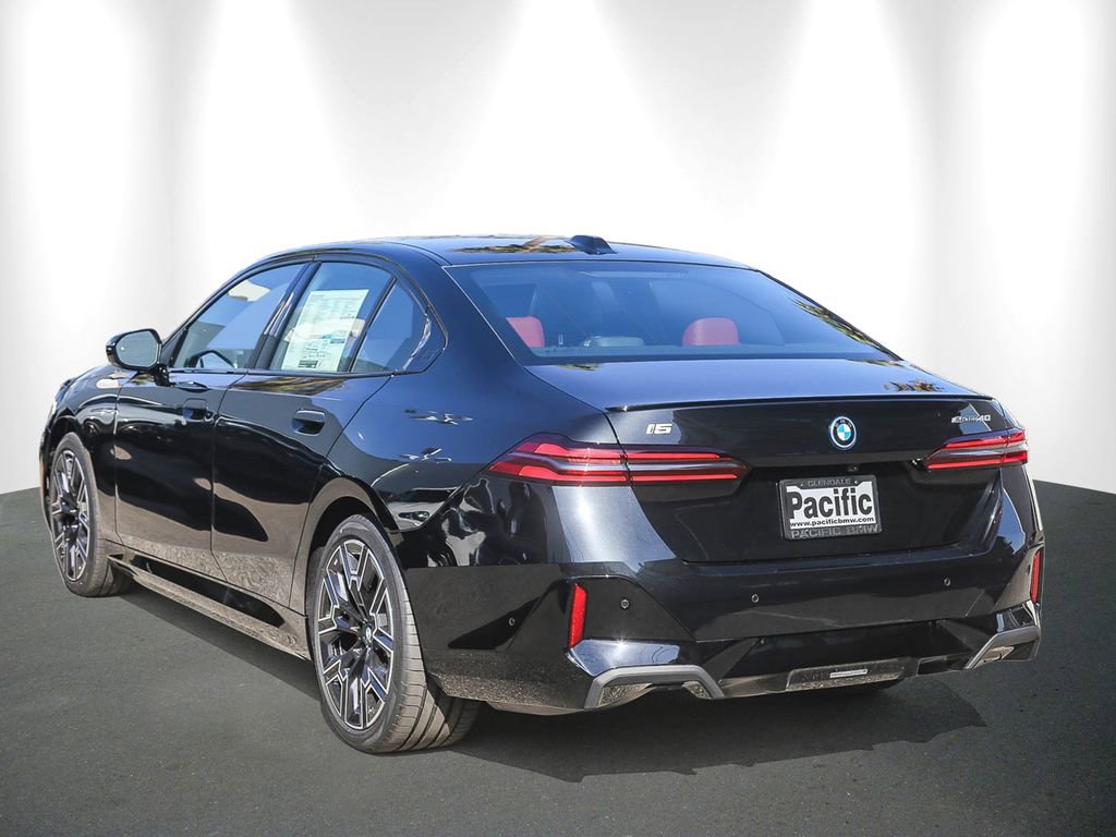 New 2026 BMW i5 eDrive40 w/ M Sport Package RWD image 4