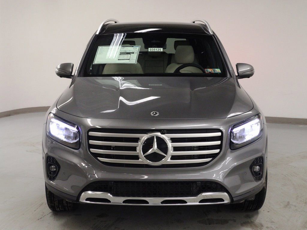 New 2026 Mercedes-Benz GLB 250 4MATIC image 3