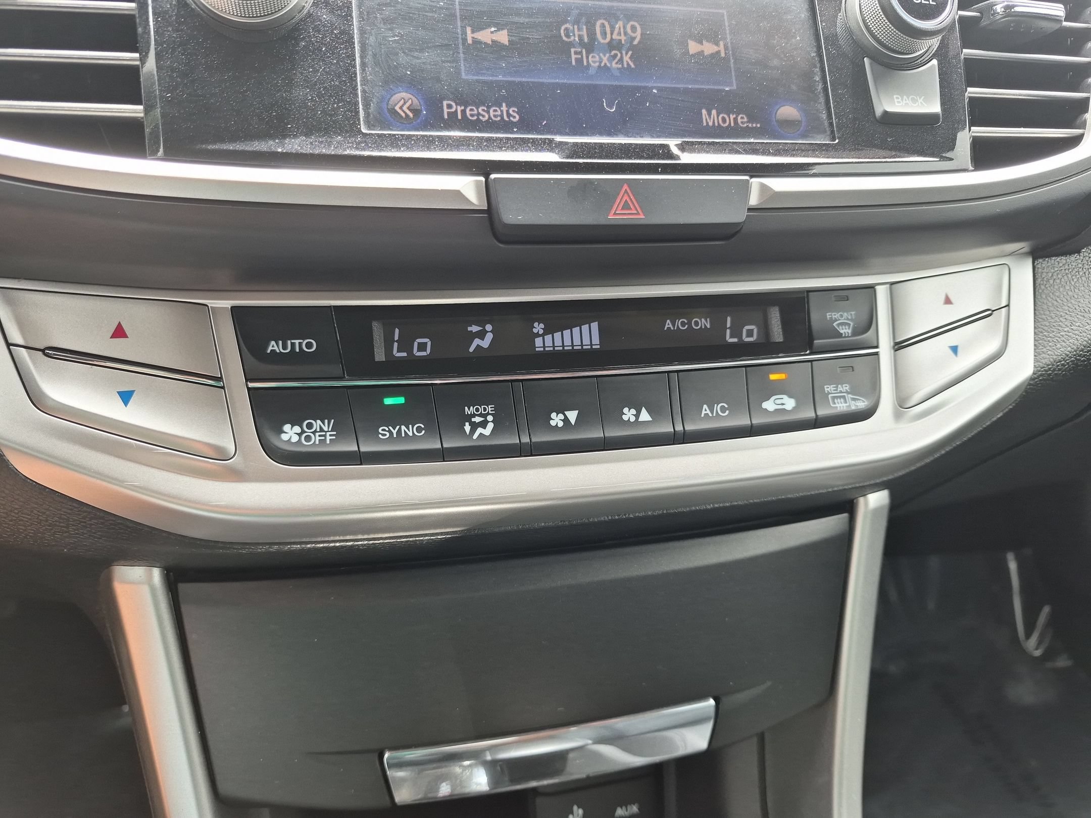 Used 2015 Honda Accord EX-L image 21