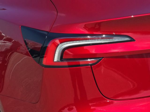 Used 2025 Tesla Model 3 Long Range image 32