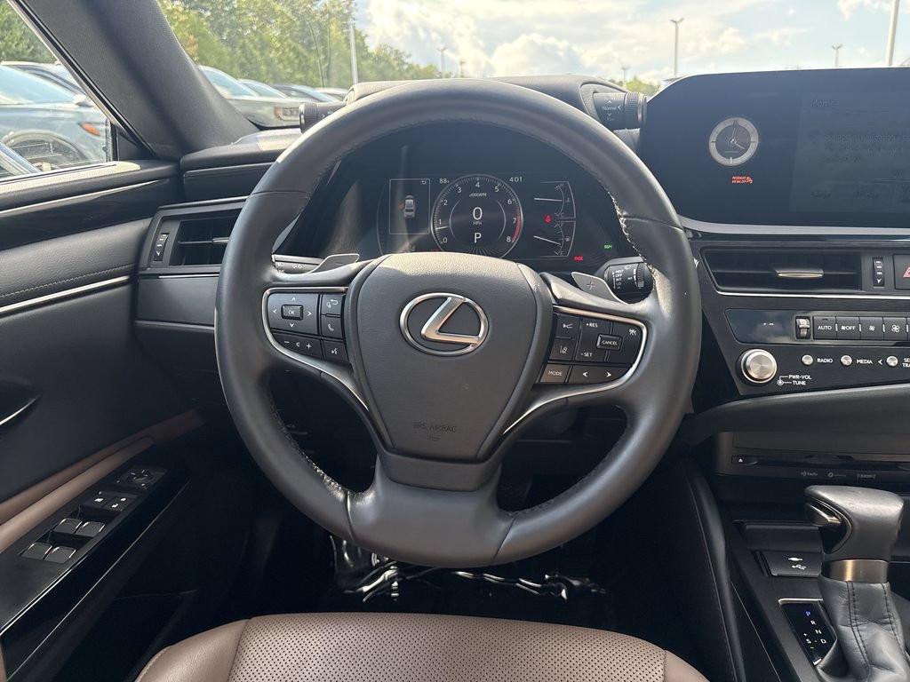 Used 2022 Lexus ES 350 w/ Accessory Package 2 FWD image 11