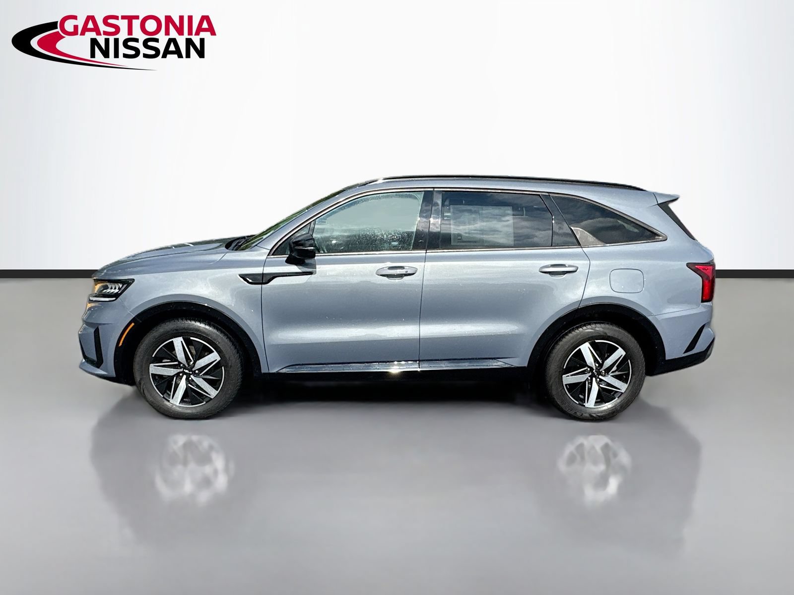 Used 2022 Kia Sorento S FWD image 5
