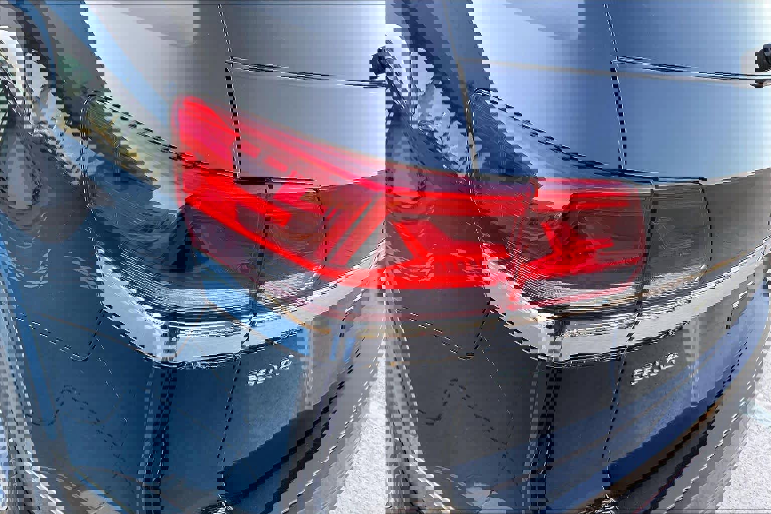 Used 2022 Volkswagen Atlas SEL Premium image 29